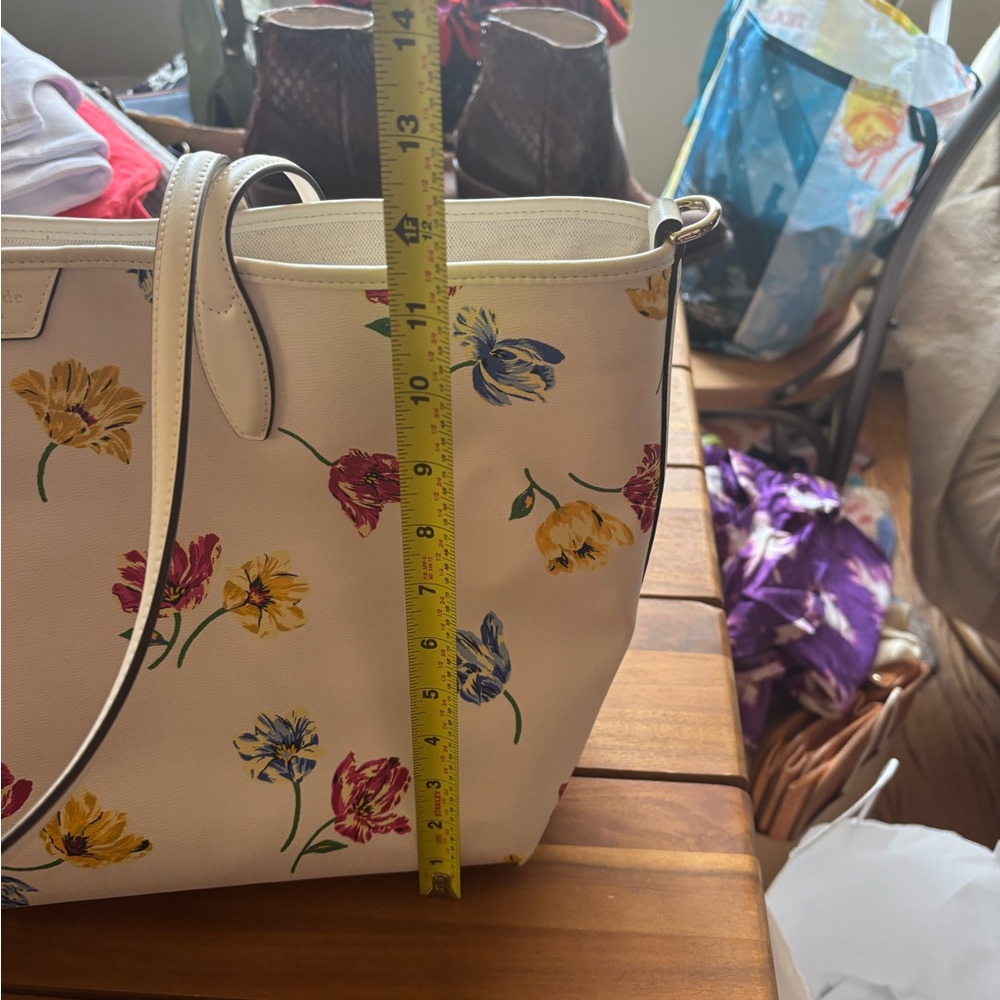 Kate Spade Sutton Tulip Toss Printed Tote Large Size - Picture 12 of 13